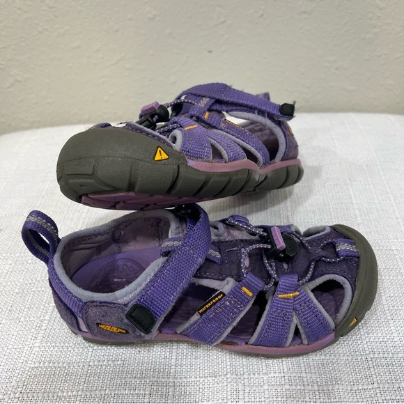Keen Kids CNX Waterproof Sandals Size 9 Toddler Violet Purple Sparkly Gray - Picture 3 of 9